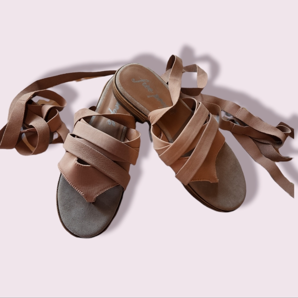 Free People Nwot Sunvalley Wrap Sandals